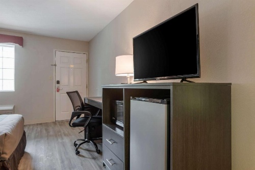 Americas Best Value Inn Gettysburg image 13