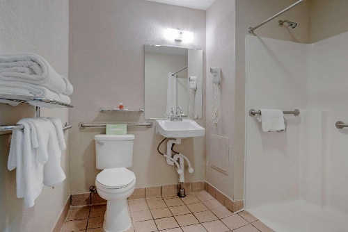 Americas Best Value Inn Gettysburg image 2