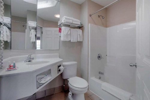 Americas Best Value Inn Gettysburg image 21